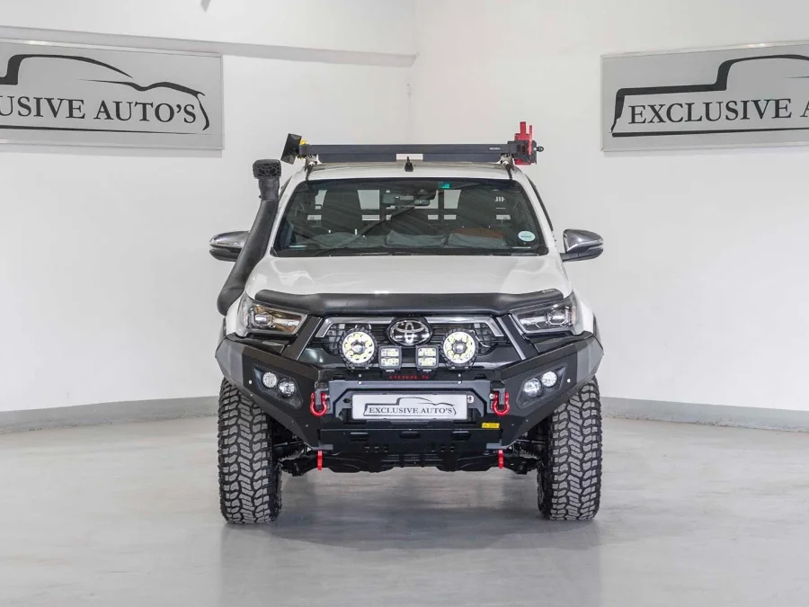 Used 2023 Toyota Hilux 2.8GD-6 double cab 4x4 Legend auto - Exclusive Auto Used 2023 Toyota Hilux 2.8GD-6 double cab 4x4 Legend auto - Exclusive Auto