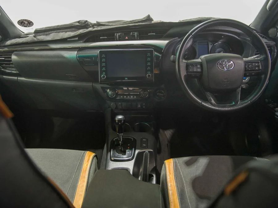 Used 2023 Toyota Hilux 2.8GD-6 double cab 4x4 Legend auto - Exclusive Auto Used 2023 Toyota Hilux 2.8GD-6 double cab 4x4 Legend auto - Exclusive Auto