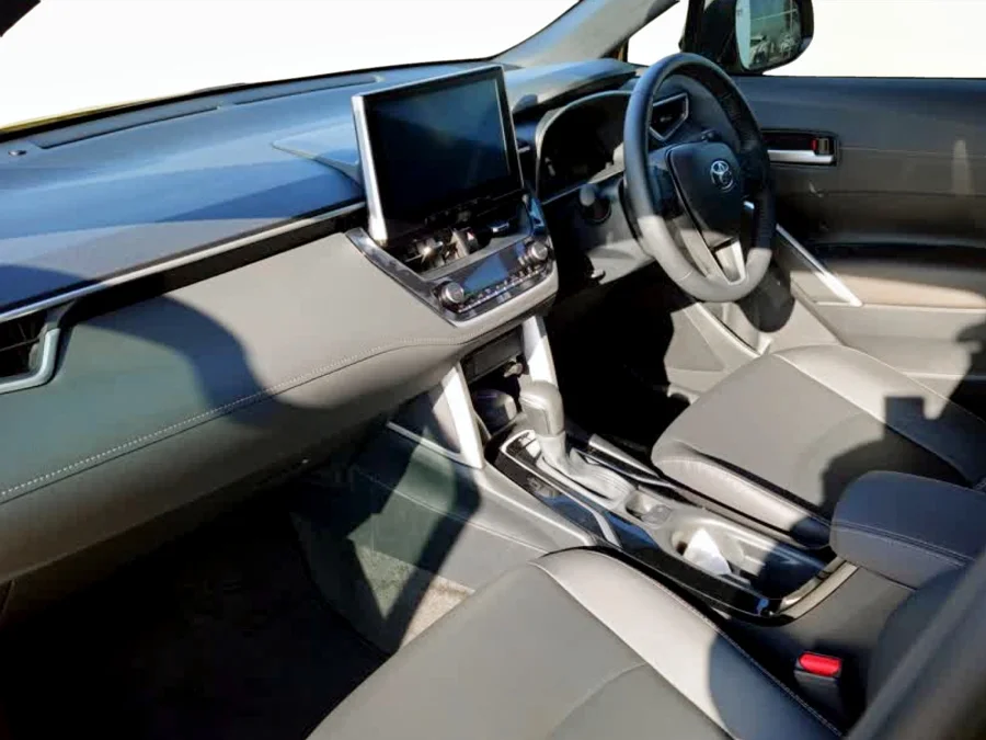 Used 2025 Toyota Corolla Cross 1.8 XR - CFAO Mobility Toyota Carnival Used 2025 Toyota Corolla Cross 1.8 XR - CFAO Mobility Toyota Carnival