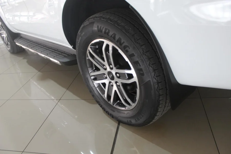 Used 2020 Ford Everest 2.0Bi-Turbo 4WD Limited - K Mart Auto Used 2020 Ford Everest 2.0Bi-Turbo 4WD Limited - K Mart Auto
