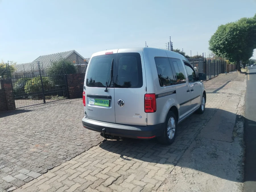 Used 2018 Volkswagen Caddy Maxi 2.0TDI crew bus - Skyview Autos Used 2018 Volkswagen Caddy Maxi 2.0TDI crew bus - Skyview Autos