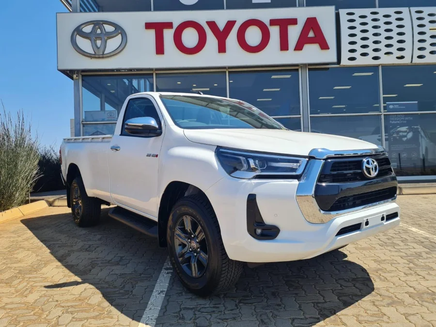 Used 2025 Toyota Hilux 2.8GD-6 single cab Raider auto - Godrich Toyota