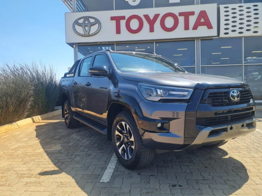 Used 2025 Toyota Hilux 2.8GD-6 double cab Legend 55 - Godrich Toyota Used 2025 Toyota Hilux 2.8GD-6 double cab Legend 55 - Godrich Toyota