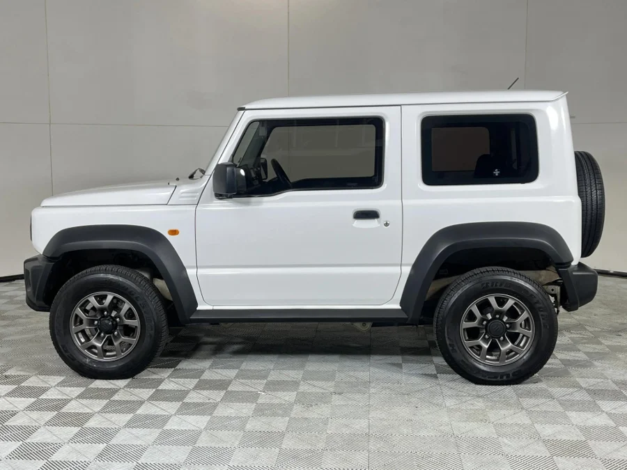 Used 2022 Suzuki Jimny 1.5 GL AllGrip 3-door manual - WeBuyCars Midstream Used 2022 Suzuki Jimny 1.5 GL AllGrip 3-door manual - WeBuyCars Midstream