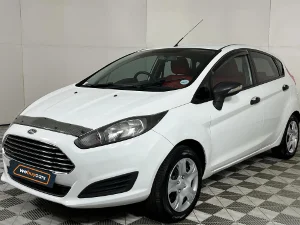 Used 2015 Ford Fiesta 5-door 1.4 Ambiente