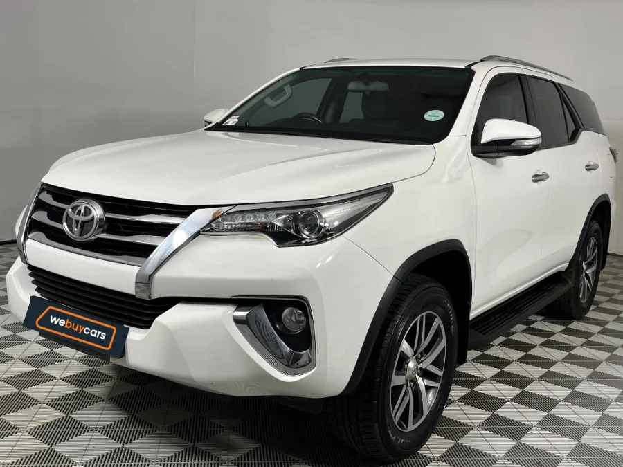 Used 2017 Toyota Fortuner 2.8GD-6 auto - WeBuyCars Midstream Used 2017 Toyota Fortuner 2.8GD-6 auto - WeBuyCars Midstream