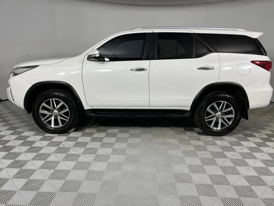Used 2017 Toyota Fortuner 2.8GD-6 auto - WeBuyCars Midstream Used 2017 Toyota Fortuner 2.8GD-6 auto - WeBuyCars Midstream