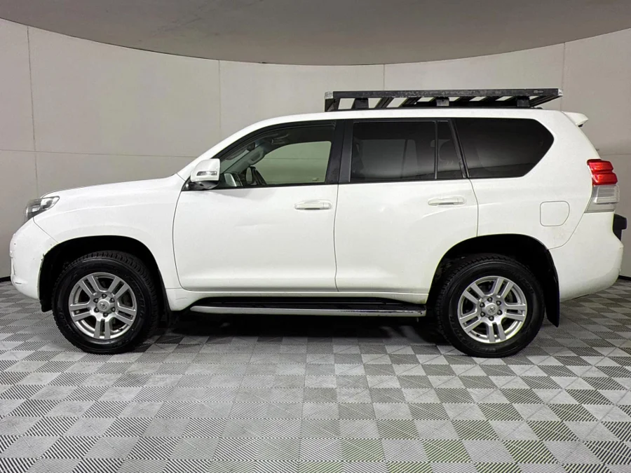 Used 2013 Toyota Land Cruiser Prado 3.0DT VX - WeBuyCars Midstream Used 2013 Toyota Land Cruiser Prado 3.0DT VX - WeBuyCars Midstream