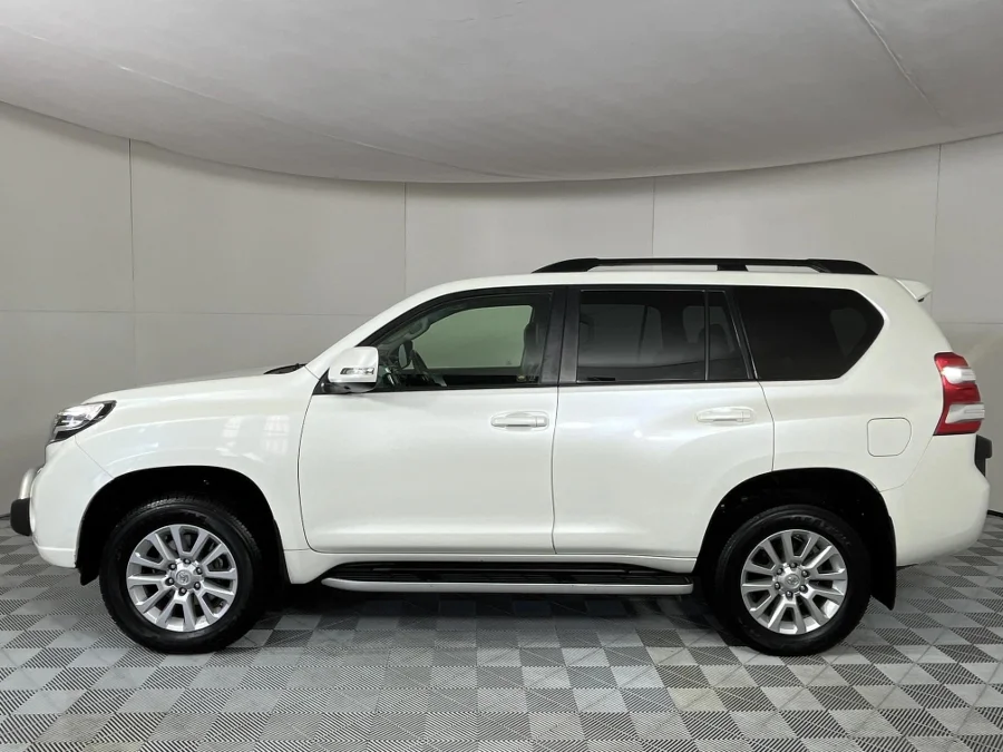 Used 2014 Toyota Land Cruiser Prado 4.0 VX - WeBuyCars Mbombela Used 2014 Toyota Land Cruiser Prado 4.0 VX - WeBuyCars Mbombela