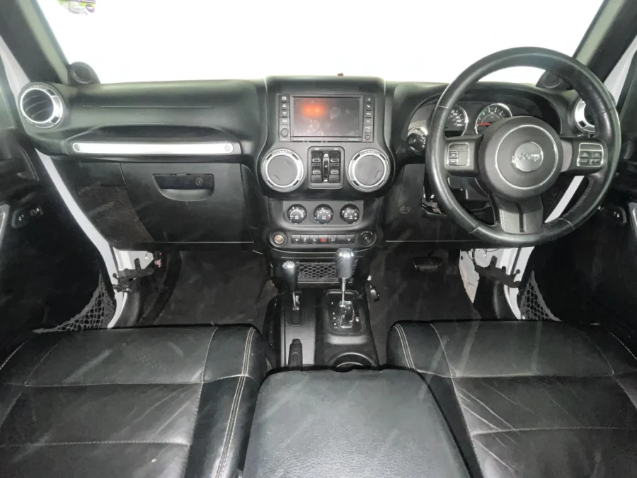 Used 2012 Jeep Wrangler Unlimited Sahara 3.6L 75th Anniversary Edition - WeBuyCars Silverlakes Used 2012 Jeep Wrangler Unlimited Sahara 3.6L 75th Anniversary Edition - WeBuyCars Silverlakes