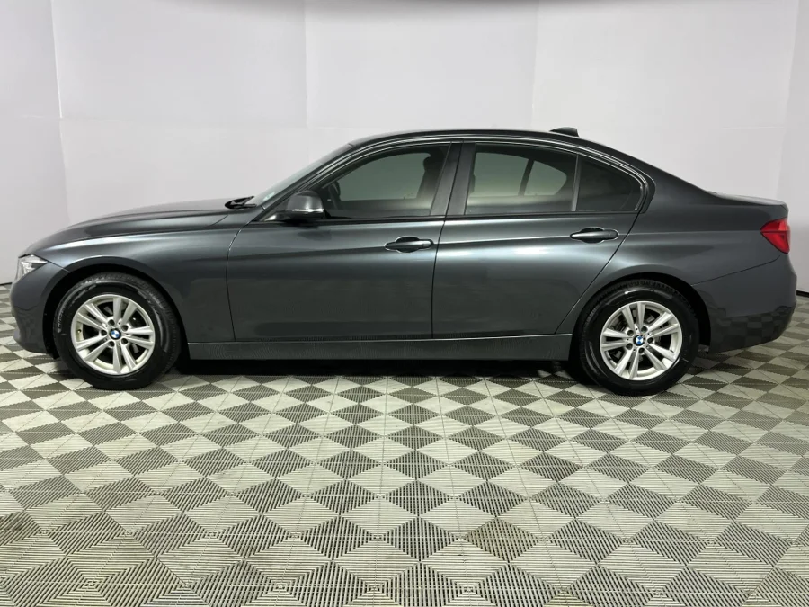 Used 2018 BMW 3 Series 320i sports-auto - WeBuyCars Durban Used 2018 BMW 3 Series 320i sports-auto - WeBuyCars Durban