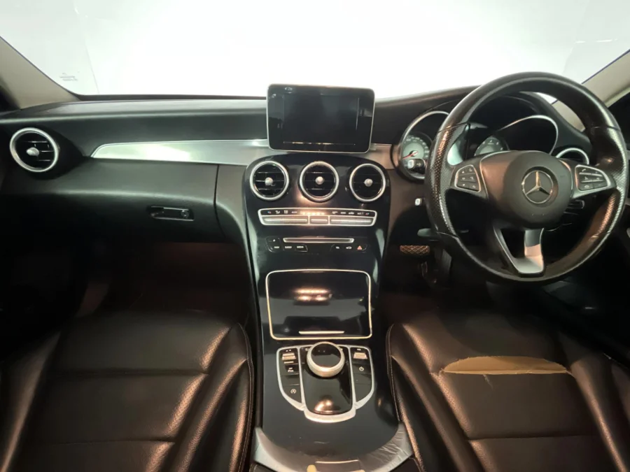 Used 2016 Mercedes-Benz C-Class C200 auto - WeBuyCars The Dome