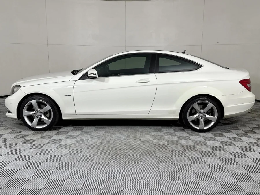Used 2012 Mercedes-Benz C-Class C250 coupe - WeBuyCars Midstream Used 2012 Mercedes-Benz C-Class C250 coupe - WeBuyCars Midstream
