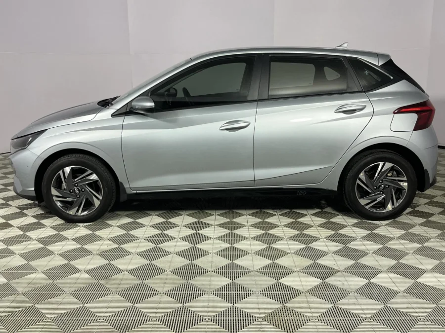 Used 2024 Hyundai i20 1.0T Fluid auto - WeBuyCars Durban Used 2024 Hyundai i20 1.0T Fluid auto - WeBuyCars Durban