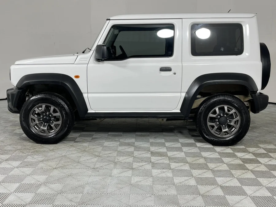 Used 2022 Suzuki Jimny 1.5 GL AllGrip 3-door manual - WeBuyCars Pietermaritzburg Used 2022 Suzuki Jimny 1.5 GL AllGrip 3-door manual - WeBuyCars Pietermaritzburg
