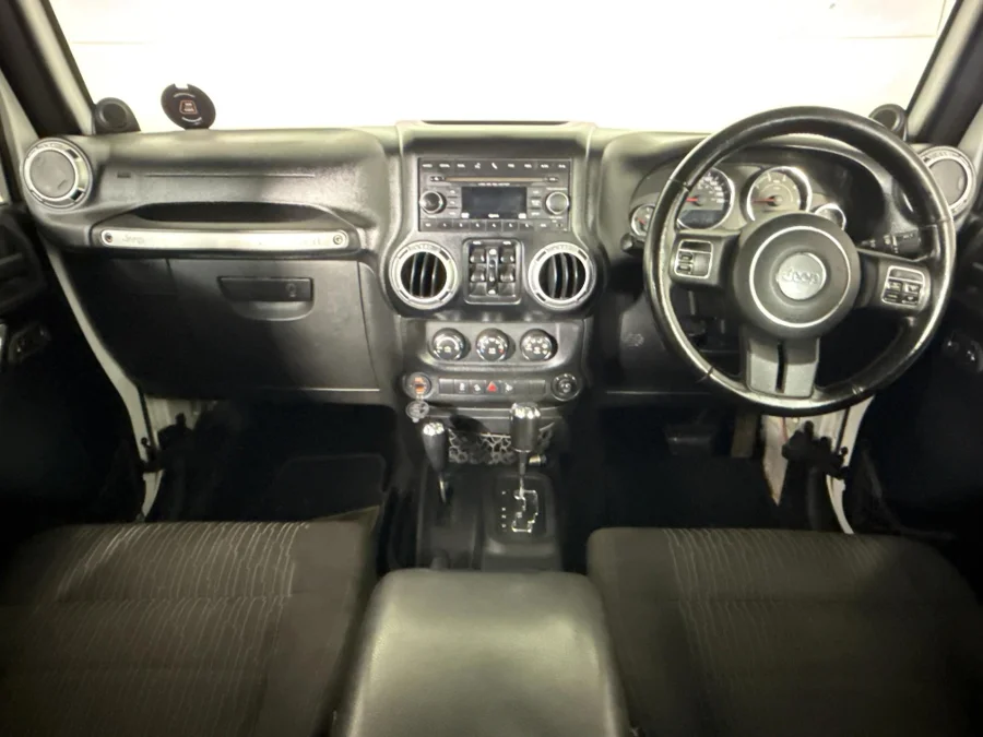 Used 2011 Jeep Wrangler Unlimited 2.8CRD Altitude - WeBuyCars Midstream