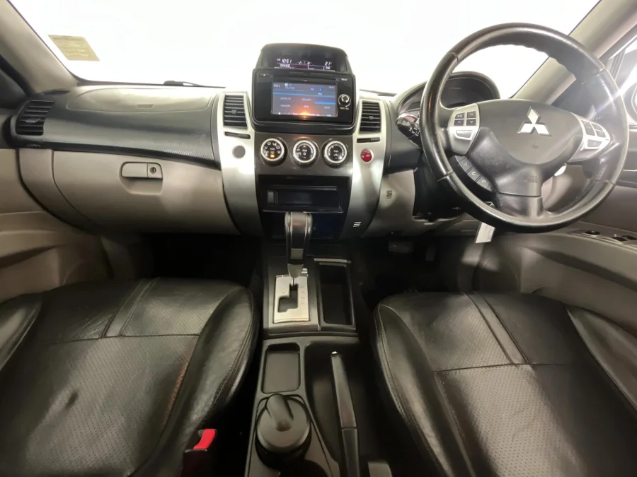 Used 2016 Mitsubishi Pajero Sport 2.5DI-D auto - WeBuyCars Riverhorse Used 2016 Mitsubishi Pajero Sport 2.5DI-D auto - WeBuyCars Riverhorse