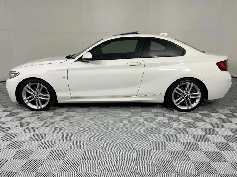 Used 2014 BMW 2 Series 220i coupe M Sport - WeBuyCars The Dome Used 2014 BMW 2 Series 220i coupe M Sport - WeBuyCars The Dome