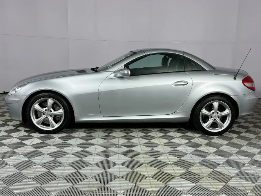Used 2006 Mercedes-Benz SLK SLK350 - WeBuyCars Brackenfell Cape Town Used 2006 Mercedes-Benz SLK SLK350 - WeBuyCars Brackenfell Cape Town