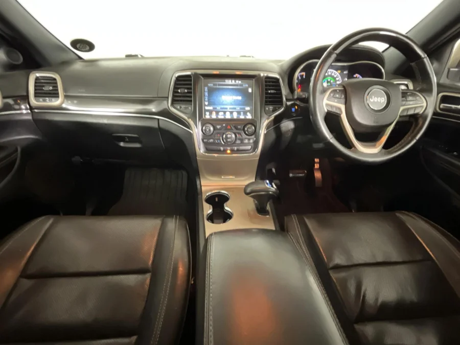 Used 2014 Jeep Grand Cherokee 3.0CRD Overland - WeBuyCars Silverlakes