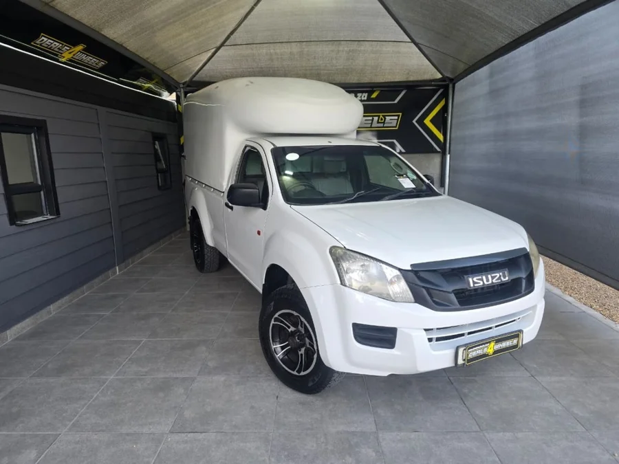 Used 2013 Isuzu KB 250 Fleetside - Deals 4 Wheels