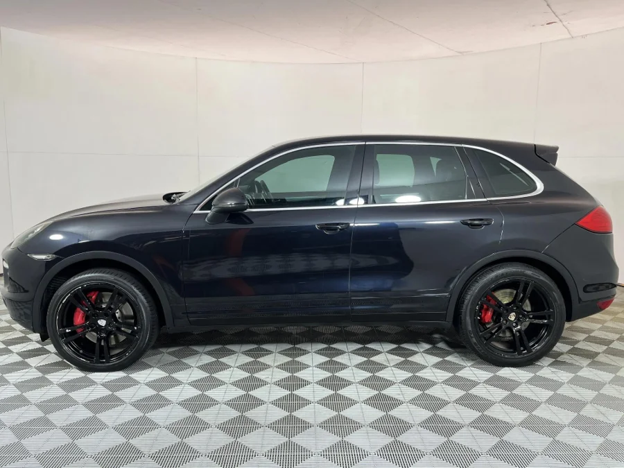 Used 2011 Porsche Cayenne turbo - WeBuyCars JHB South