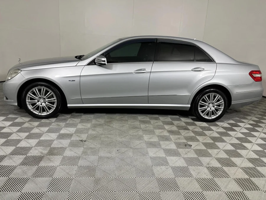 Used 2010 Mercedes-Benz E-Class E200CGI Elegance - WeBuyCars The Dome