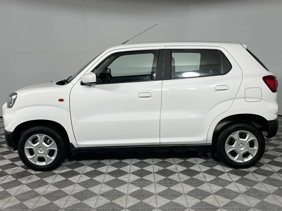 Used 2020 Suzuki S-Presso 1.0 GL manual - WeBuyCars Richmond Used 2020 Suzuki S-Presso 1.0 GL manual - WeBuyCars Richmond