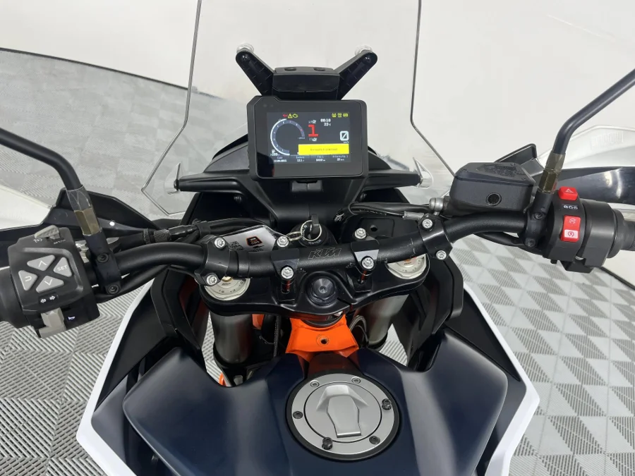 Used 2023 KTM Adventure 890 Adventure R - WeBuyCars The Dome Used 2023 KTM Adventure 890 Adventure R - WeBuyCars The Dome