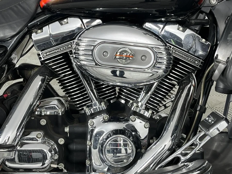 Used 2007 Harley Davidson CVO Electra Glide Ultra Classic - WeBuycars East London Used 2007 Harley Davidson CVO Electra Glide Ultra Classic - WeBuycars East London