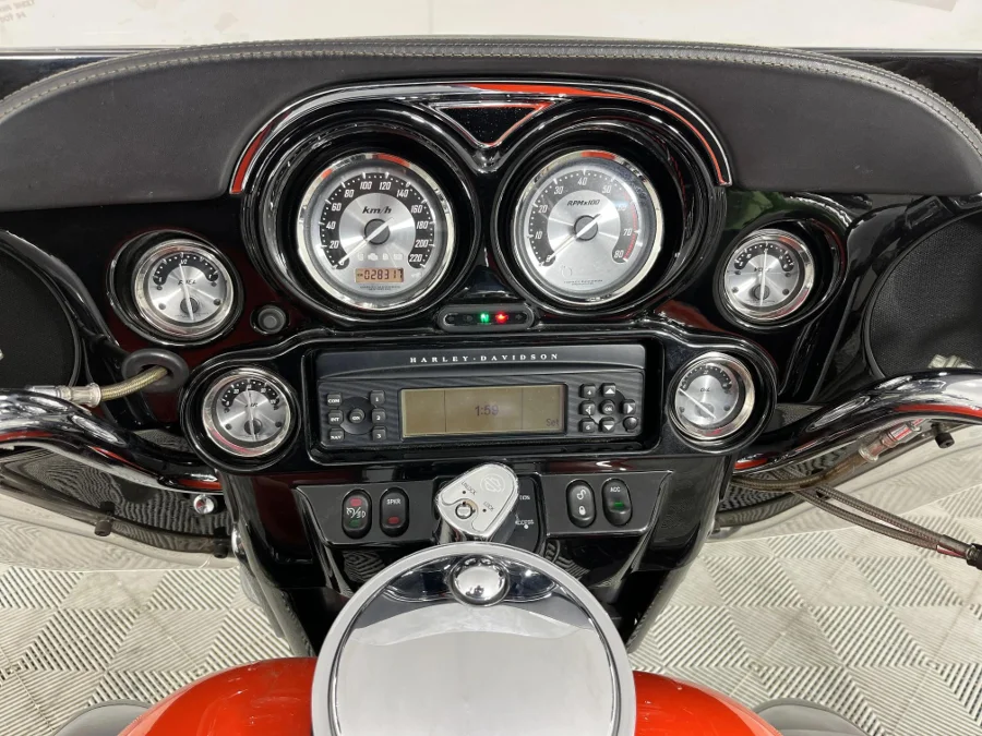 Used 2007 Harley Davidson CVO Electra Glide Ultra Classic - WeBuycars East London Used 2007 Harley Davidson CVO Electra Glide Ultra Classic - WeBuycars East London