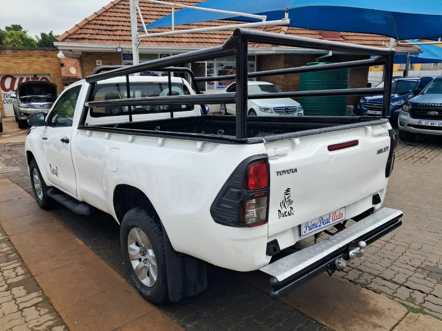 Used 2017 Toyota Hilux 2.4GD-6 single cab Raider manual - Prime Deal Auto Used 2017 Toyota Hilux 2.4GD-6 single cab Raider manual - Prime Deal Auto