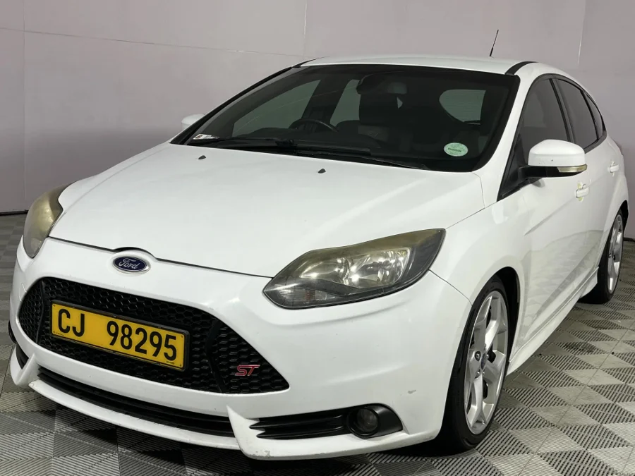 Used 2014 Ford Focus ST 1 - WeBuyCars Brackenfell Cape Town Used 2014 Ford Focus ST 1 - WeBuyCars Brackenfell Cape Town