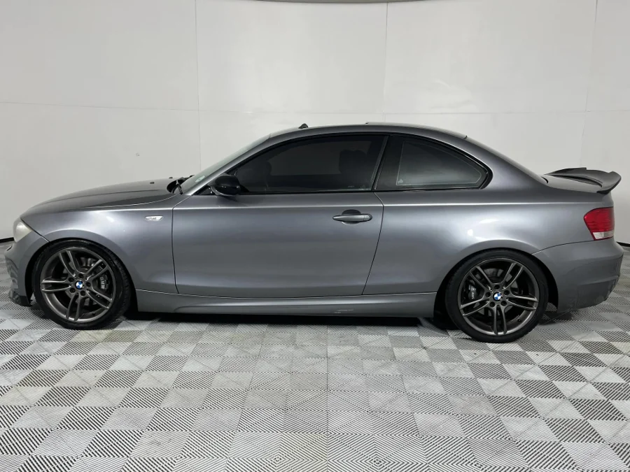 Used 2009 BMW 1 Series 135i coupe auto - WeBuyCars Riverhorse