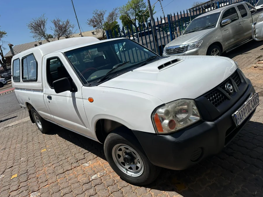 Used 2016 Nissan NP300 Hardbody 2.5TDi S - Happy DC Motors