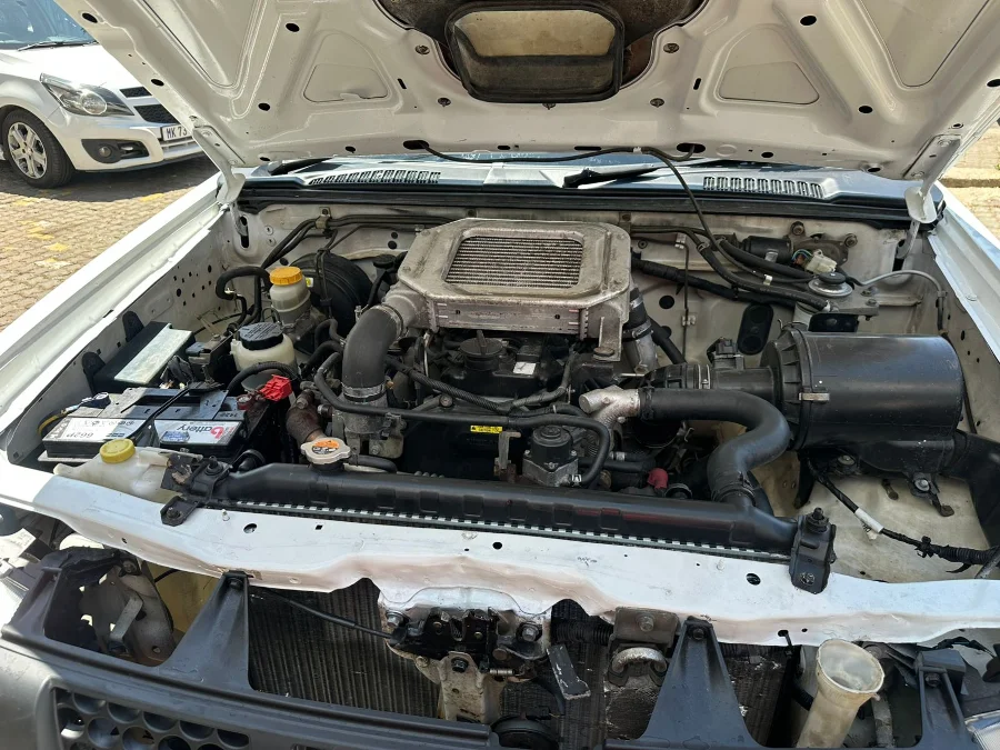 Used 2016 Nissan NP300 Hardbody 2.5TDi S - Happy DC Motors