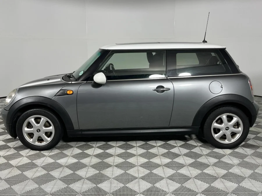 Used 2010 MINI Hatch Cooper - WeBuyCars Richmond