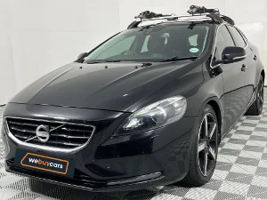 Used 2013 Volvo V40 T4 Excel auto