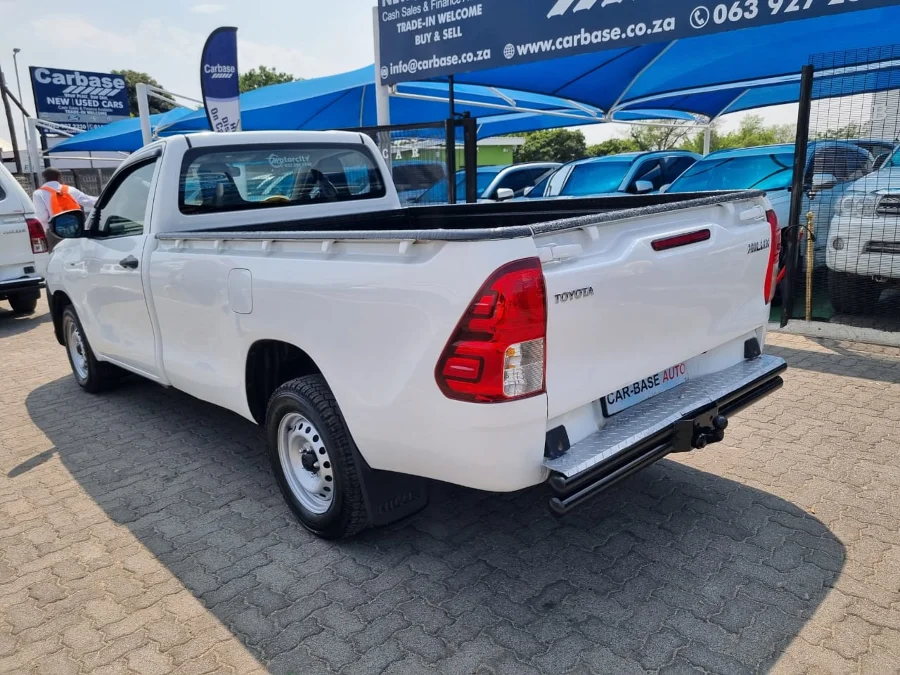 Used 2025 Toyota Hilux 2.0 - Carbase Auto