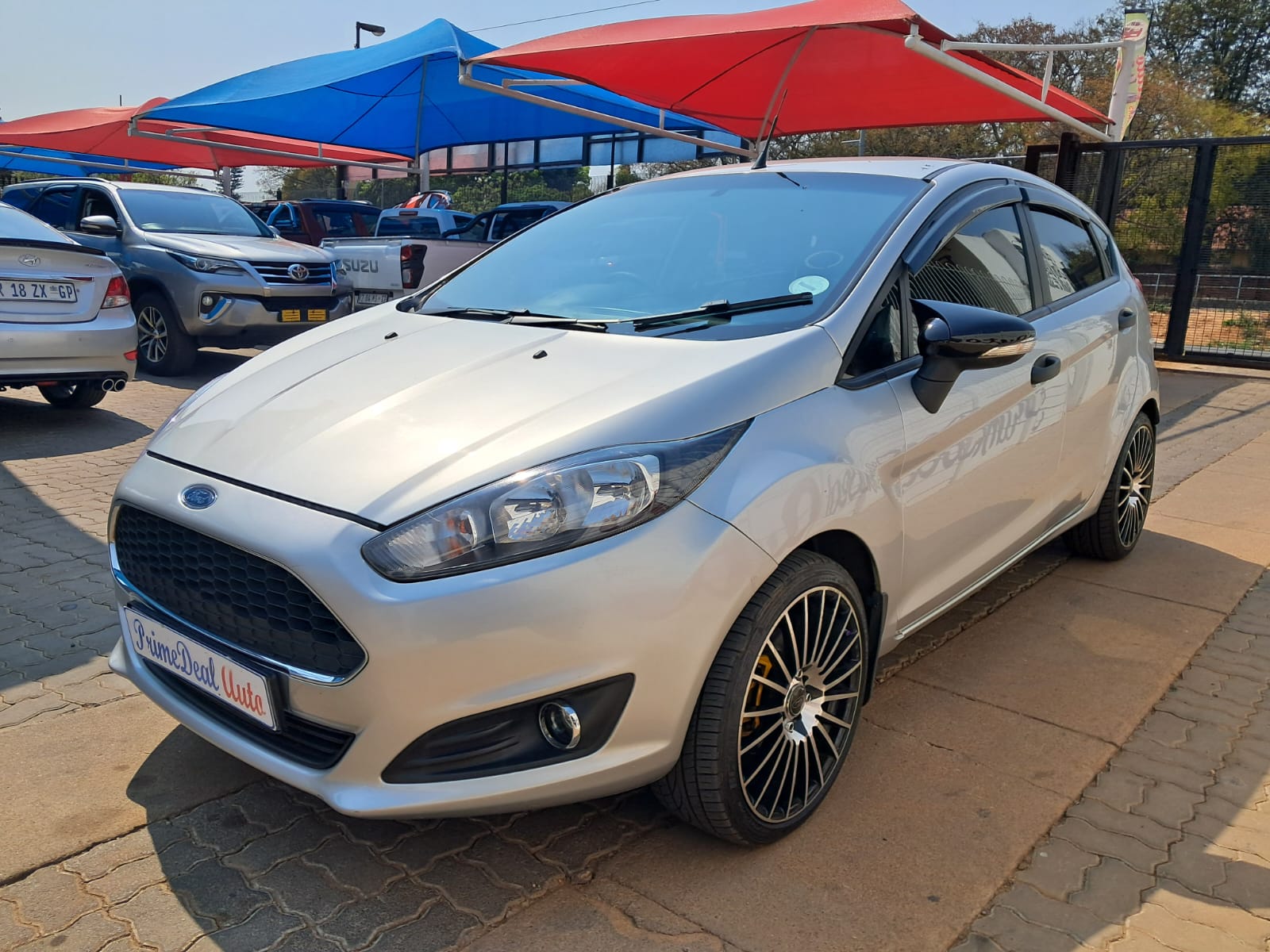 Used 2016 Ford Fiesta 5-door 1.0T Titanium auto