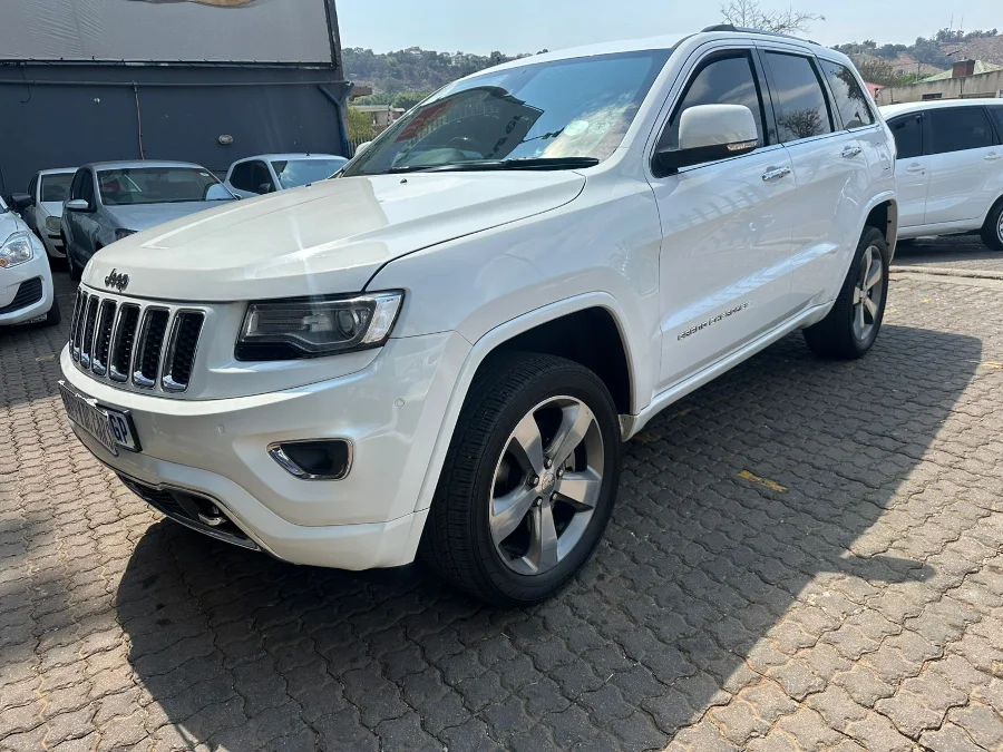 Used 2017 Jeep Grand Cherokee 3.6L Overland - Happy DC Motors Used 2017 Jeep Grand Cherokee 3.6L Overland - Happy DC Motors