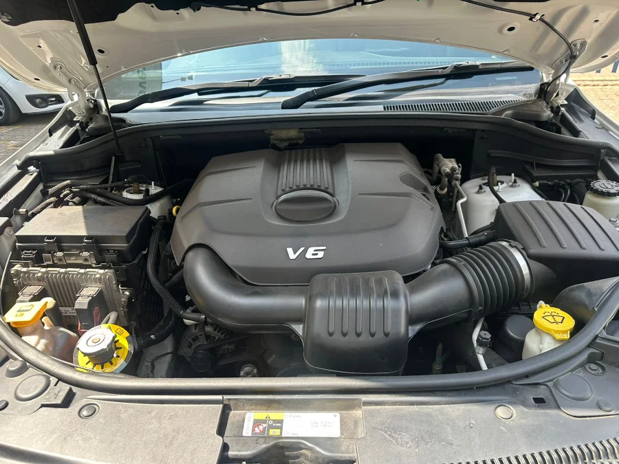 Used 2017 Jeep Grand Cherokee 3.6L Overland - Happy DC Motors Used 2017 Jeep Grand Cherokee 3.6L Overland - Happy DC Motors