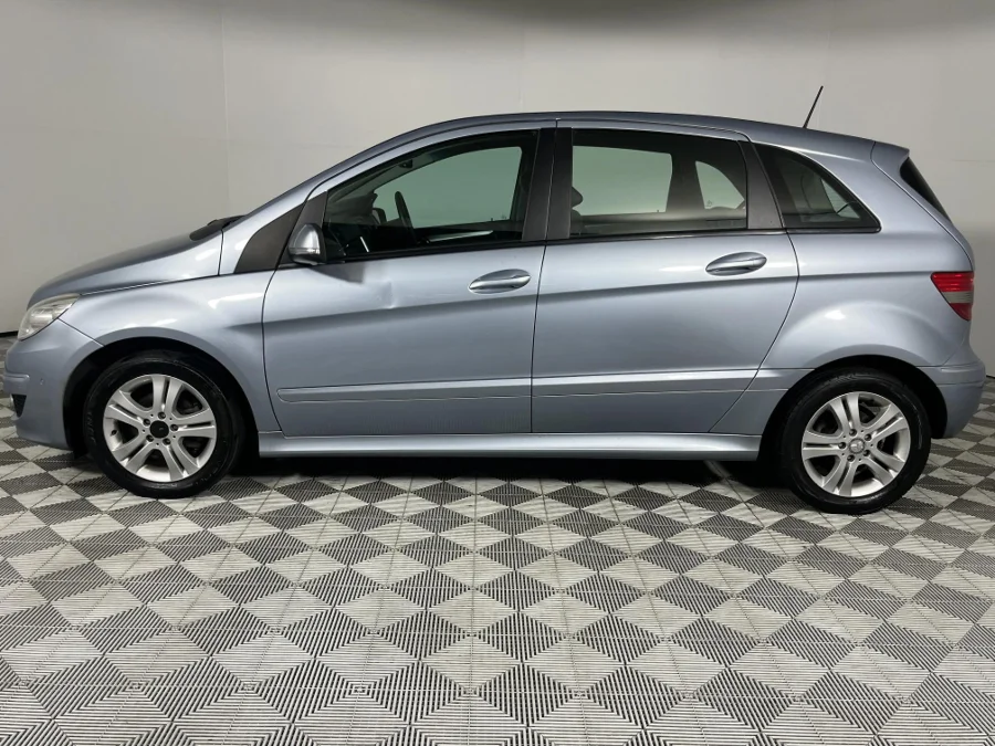 Used 2010 Mercedes-Benz B-Class B180 auto - WeBuyCars Epping Used 2010 Mercedes-Benz B-Class B180 auto - WeBuyCars Epping