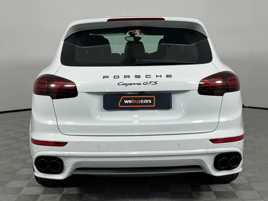 Preloaded Image 18