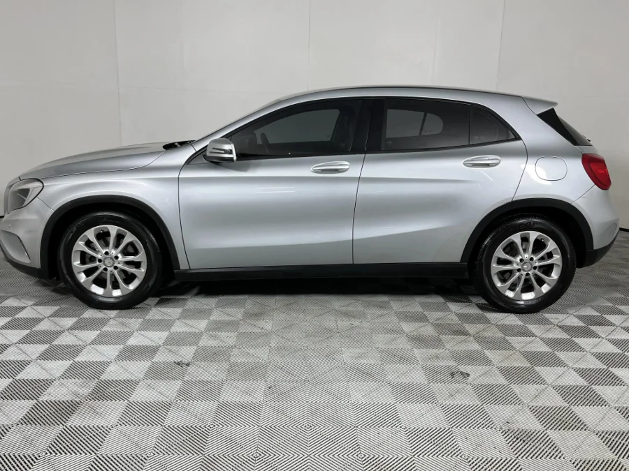 Used 2014 Mercedes-Benz GLA 200 auto - WeBuyCars The Dome