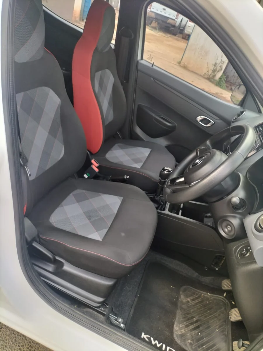 Used 2020 Renault Kwid 1.0 Expression - Wariz Auto Used 2020 Renault Kwid 1.0 Expression - Wariz Auto