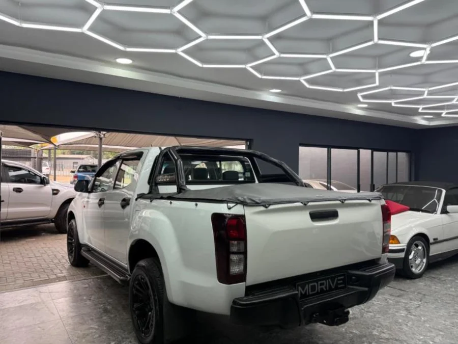 Used 2018 Isuzu KB 250D-Teq - Khensani Imports And Exports Used 2018 Isuzu KB 250D-Teq - Khensani Imports And Exports