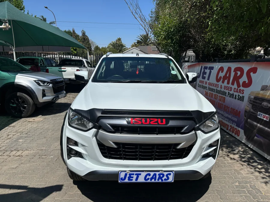 Used 2024 Isuzu D-Max 1.9TD double cab L manual - Jet Cars