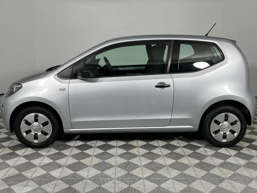 Used 2015 Volkswagen up! take up! 3-door 1.0 - WeBuyCars Richmond Used 2015 Volkswagen up! take up! 3-door 1.0 - WeBuyCars Richmond