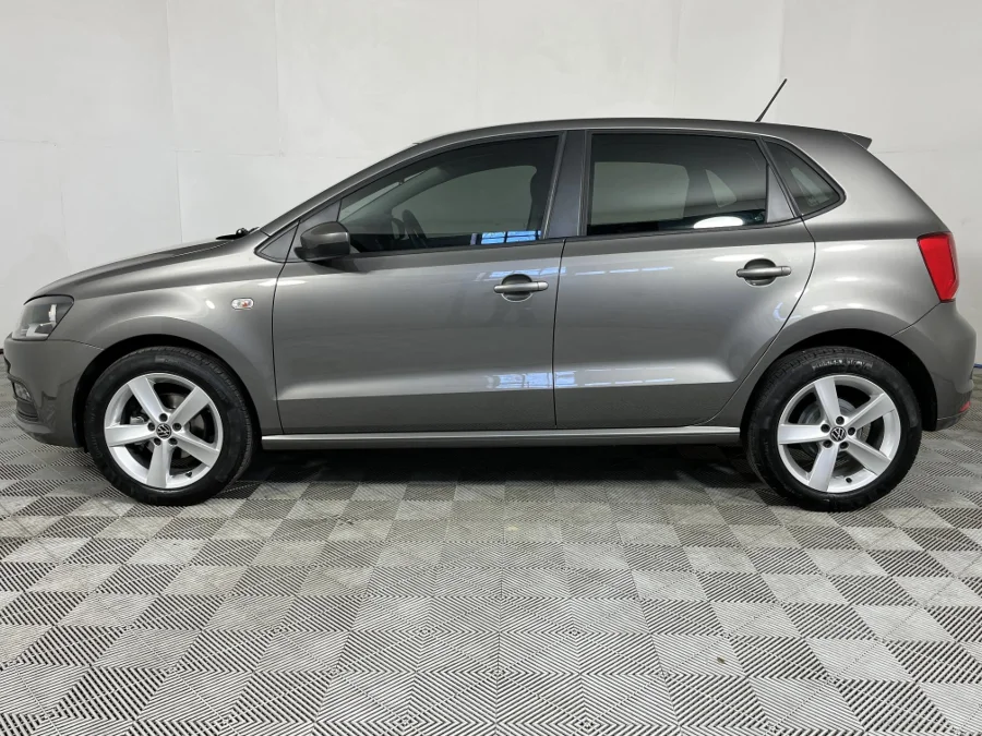 Used 2022 Volkswagen Polo Vivo hatch 1.6 Highline - WeBuyCars George